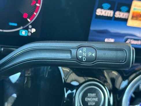 Used 2025 Mercedes-Benz GLA 250 4MATIC image 26