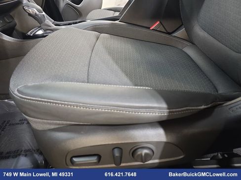 Used 2023 Buick Encore GX Preferred w/ Cold Weather Comfort Package image 27