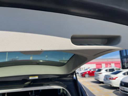 Used 2011 Dodge Grand Caravan Mainstreet w/ PWR Convenience Group image 28