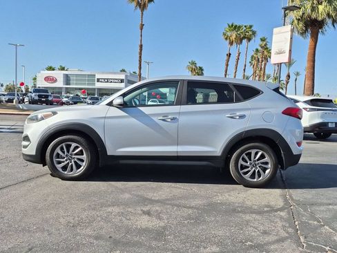 Used 2017 Hyundai Tucson SE FWD image 3