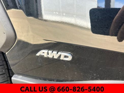 Used 2025 Toyota RAV4 XLE image 4