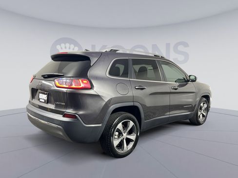 Used 2019 Jeep Cherokee Limited image 7