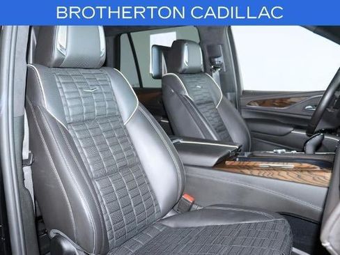 Certified 2023 Cadillac Escalade Sport Platinum w/ LPO, ONYX Package AWD/4WD image 24