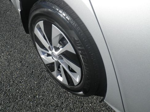 Used 2024 Nissan Altima 2.5 S image 9