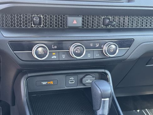 Used 2024 Honda CR-V LX image 20