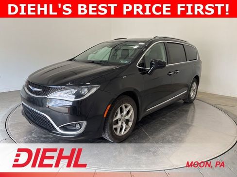 Used 2019 Chrysler Pacifica Touring-L w/ Advanced Safetytec Group FWD image 3