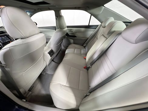 Used 2015 Toyota Camry XLE FWD image 24