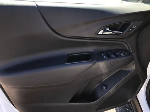 Certified 2024 Chevrolet Equinox LT w/ LPO, Floor Liner Package FWD image 15