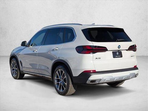 New 2026 BMW X5 xDrive50e AWD/4WD image 9