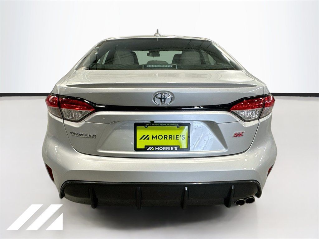Used 2023 Toyota Corolla SE w/ Carpet Mat Package (TMS) FWD image 6