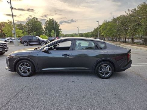 Used 2025 Kia K4 LXS FWD image 2