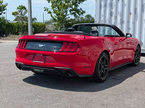 Used 2020 Ford Mustang Premium RWD image 4