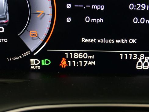 Used 2024 Audi Q8 Premium Plus AWD/4WD image 24