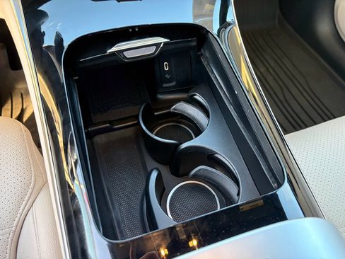 Used 2023 Mercedes-Benz GLC 300 4MATIC image 22