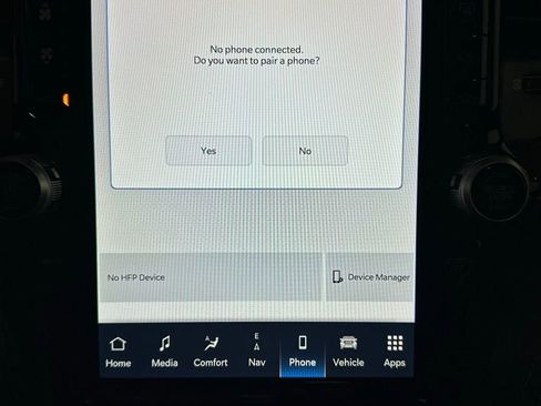 Used 2024 RAM 2500 Limited image 31