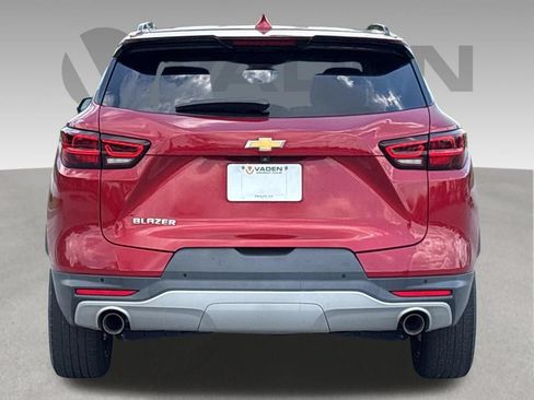 Used 2023 Chevrolet Blazer LT FWD image 10