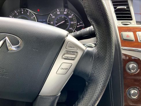 Used 2019 INFINITI QX80 Luxe w/ All-Season Package AWD/4WD image 24