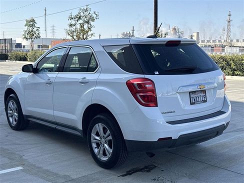 Used 2017 Chevrolet Equinox LS image 5