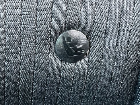 Used 2025 Nissan Altima 2.5 SV image 16