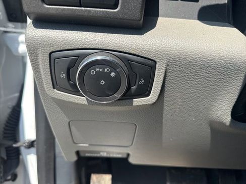 Used 2022 Ford F450 XL w/ Power Equipment Group image 14