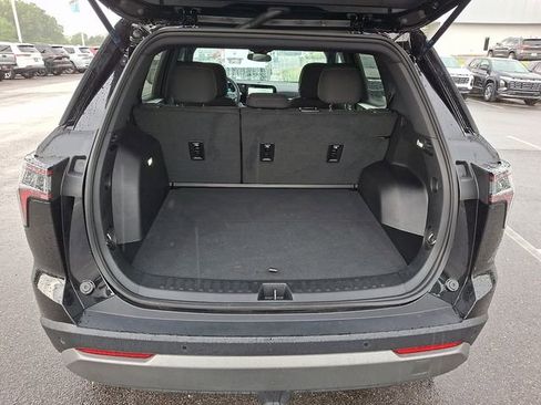 Used 2026 Chevrolet Equinox LT FWD image 29