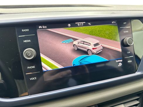 Used 2022 Volkswagen Taos SE w/ Panoramic Sunroof Package AWD/4WD image 64