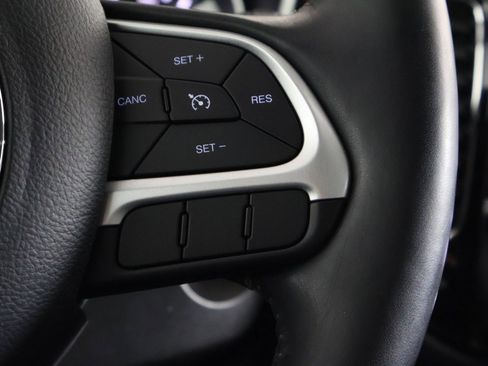 Used 2019 Jeep Compass Limited w/ Safety & Security Group image 36