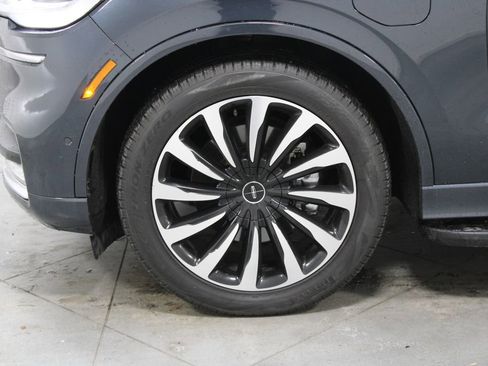 Used 2023 Lincoln Aviator Black Label Grand Touring image 20