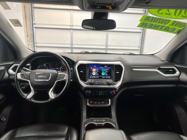 Used 2023 GMC Acadia SLT AWD/4WD image 3