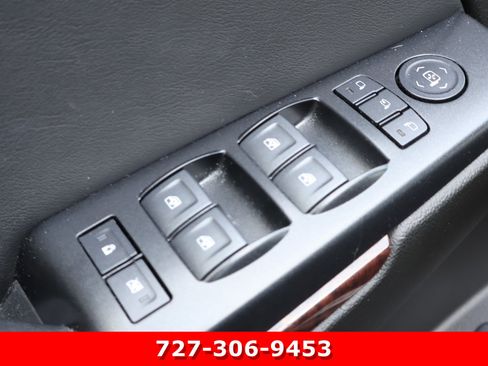 Used 2019 GMC Yukon SLT w/ Graphite Performance Edition image 14