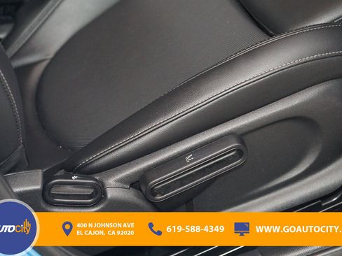 Used 2019 MINI Cooper S w/ Premium Package image 17