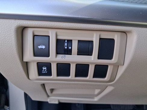 Used 2017 Subaru Legacy 2.5i w/ Alloy Wheel Package image 26