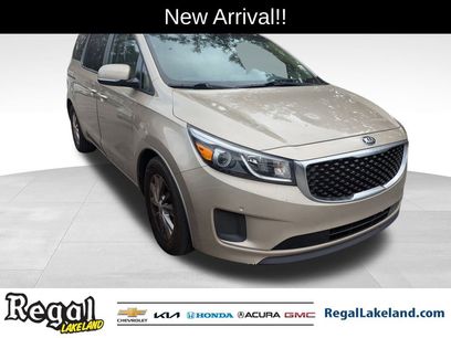 Used 2017 Kia Sedona LX w/ LX Essentials Premium Package