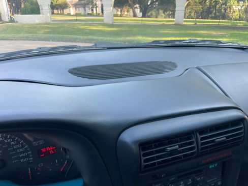 Used 1997 Chevrolet Camaro Z28 image 11