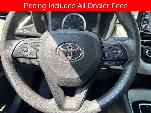 Used 2020 Toyota Corolla LE FWD image 15