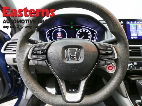 Used 2020 Honda Accord EX image 10