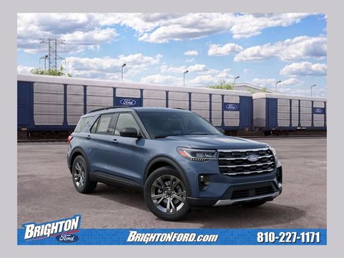 Used 2027 Ford Explorer Active AWD/4WD image 1