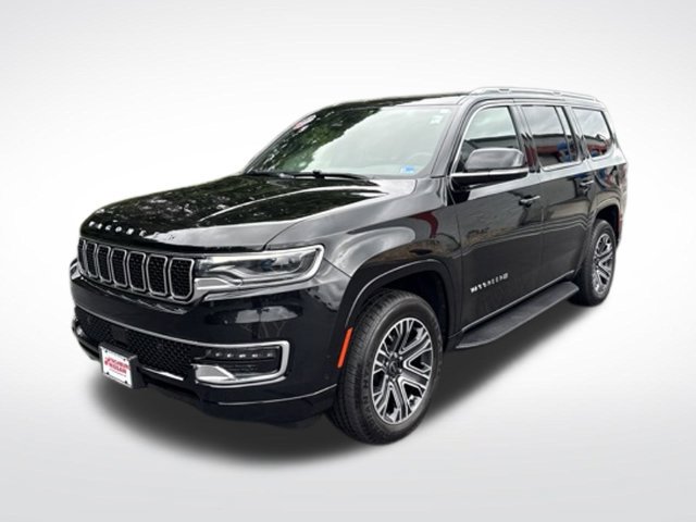 Used 2025 Jeep Wagoneer 4WD w/ Premium Group I image 4
