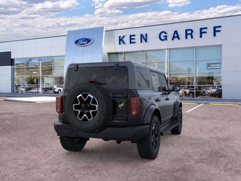 New 2026 Ford Bronco Outer Banks AWD/4WD image 9