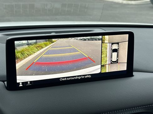 New 2025 MAZDA CX-5 Signature image 23