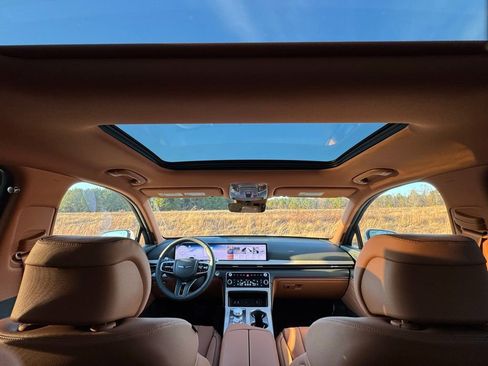 New 2026 Genesis GV80 2.5T Advanced image 3