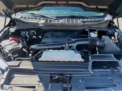 Used 2023 Ford F150 Lariat w/ Trailer Tow Package image 31