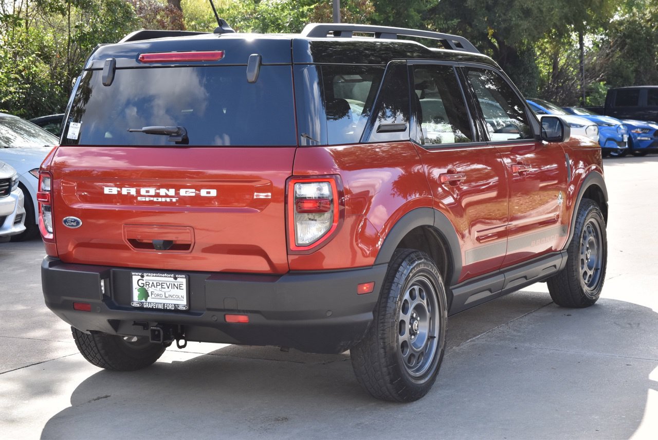 Used 2023 Ford Bronco Sport Outer Banks AWD/4WD image 8