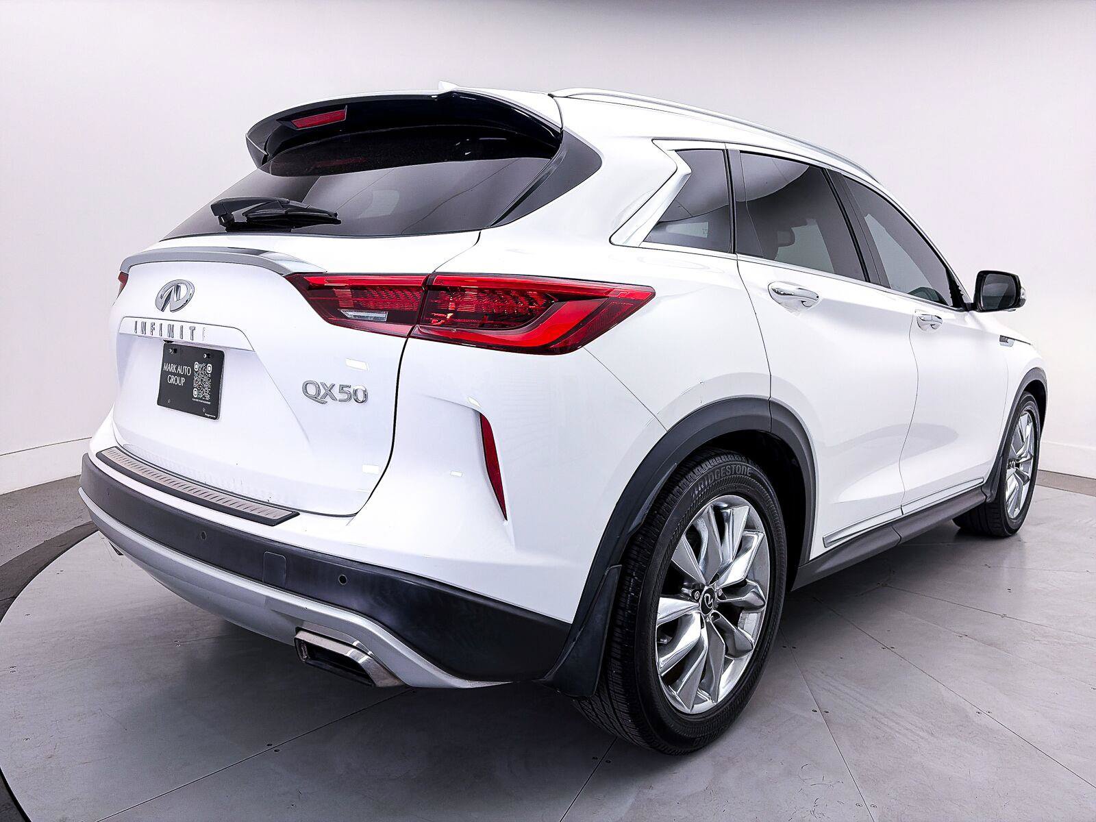 Used 2020 INFINITI QX50 Essential w/ Convenience Package AWD/4WD image 11