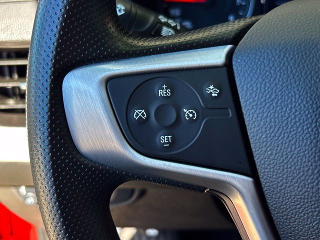 Used 2024 GMC Terrain SLE w/ Driver Convenience Package FWD image 18