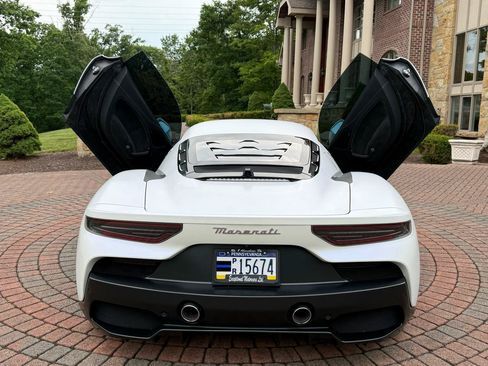 Used 2022 Maserati MC20 Coupe RWD image 8