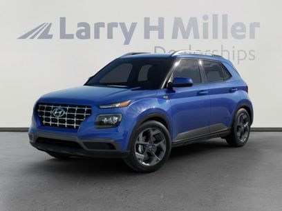 New 2025 Hyundai Venue SEL