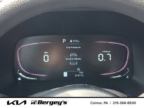 Certified 2023 Kia Soul LX w/ LX Technology Package FWD image 21