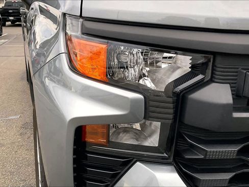 Used 2025 Chevrolet Silverado 1500 Custom image 28