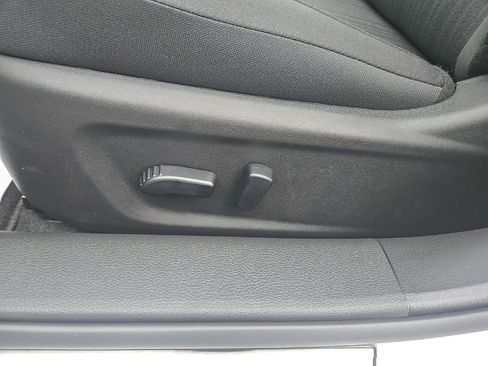 New 2025 Nissan Altima 2.5 SV image 10